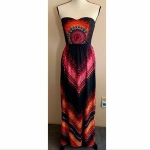 ✨FOREVER 21✨ STRAPLESS MAXI DRESS SIZE SMALL~